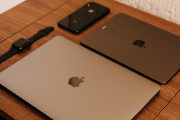 How Innovative Gadgets Can Simplify Your Daily Routine